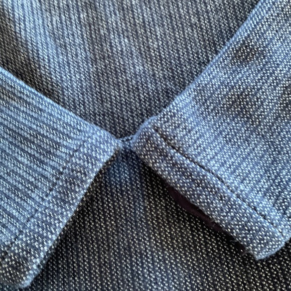 Laain Hoodie  Cropped Pullover Hoodie. Sz: Medium (8). Please note measurements. - Picture 12 of 17